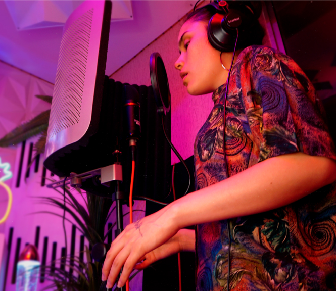 Mundo Pineapple – Grabación Vocal · imagen 3